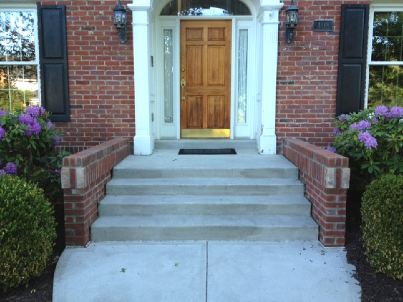 Main Entrance Porch & Steps